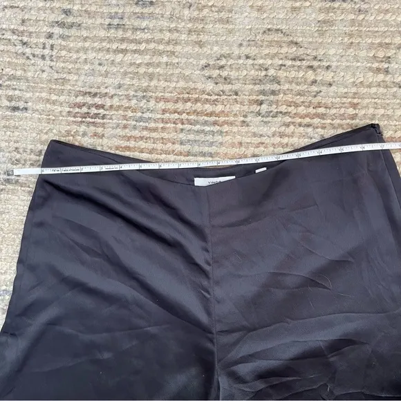 Vince Black Tailored Shorts — Size 12 — Flowy Skirt Look — Elegant &amp; Timeless