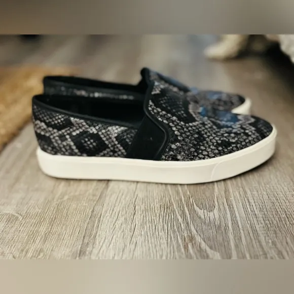 Vince Blair-5 Snake Print Leather Slip-on Sneaker