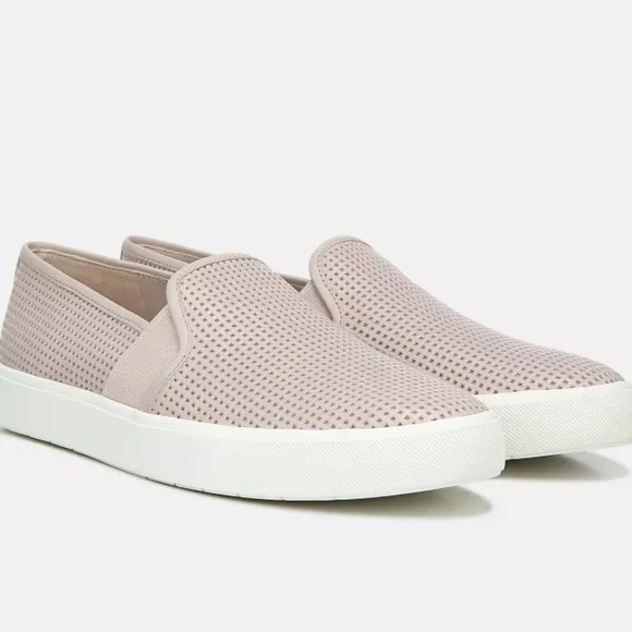 Vince Blair Slip On Sneakers in Beige Size