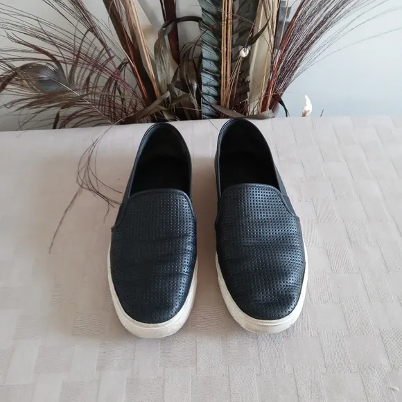 Vince Blair Slip On Sneakers