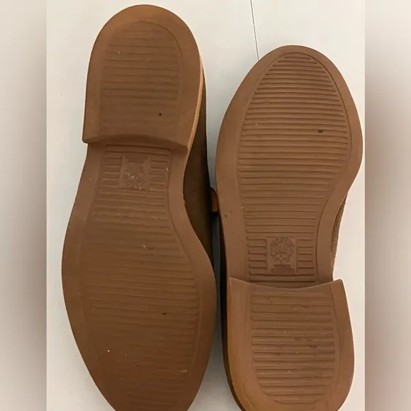Vince Camuto Arleigh 10.5 suede beige/tan slip- on loafers