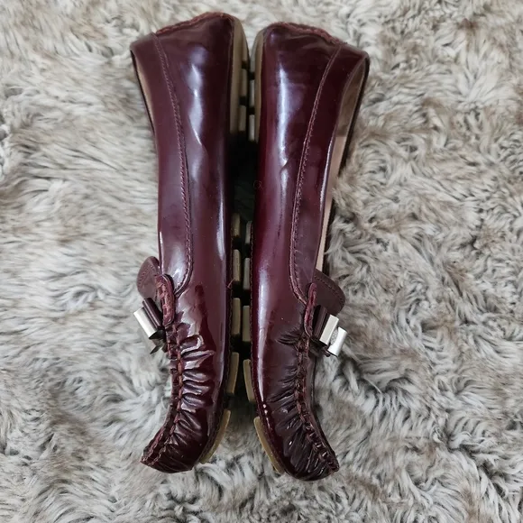 Vince Camuto Palmira Burgundy Patent Leather Retro Driver Loafers Size 9 1/2