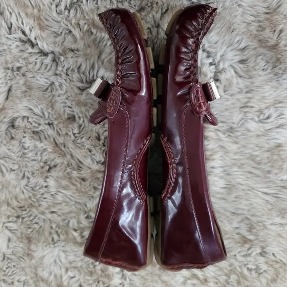 Vince Camuto Palmira Burgundy Patent Leather Retro Driver Loafers Size 9 1/2