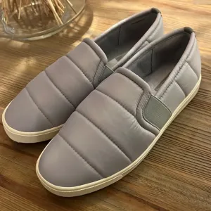 Vince Quilted Slip On Sneakers 8.5