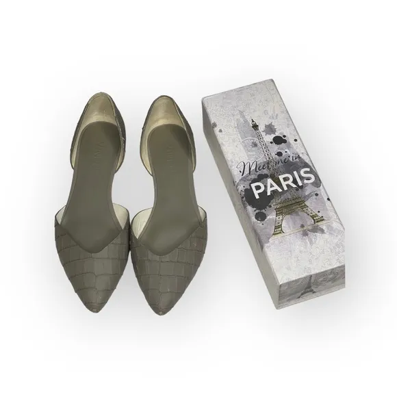 Vince ❃ Tara D’Orsay Pointy Toe Ballet Flat ❃ Embossed Leather ❃ Taupe Grey ❃ 39