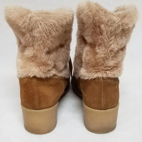 VINTAGE 1970s Northlanders Camel Suede Blonde Faux Fur Wedge Snow Booties 8