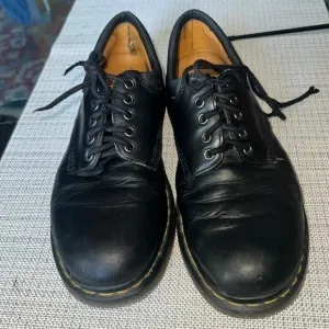 VINTAGE Dr Martens 11849 Men's Size 11 M Black Napa Leather Oxford Shoes