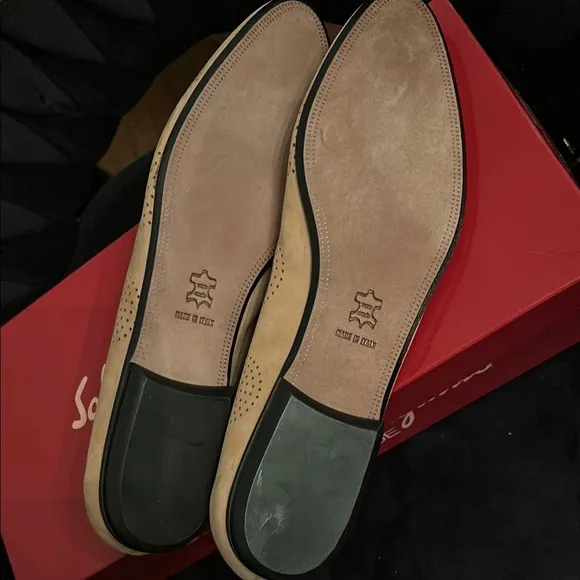 Vintage NEW Salvatore Ferragamo Women's Tan Ballet Flats 6.5
