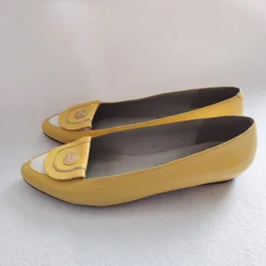 Vintage Pappagallo Yellow Leather Flats 11M  Gold Anchor Embellishment