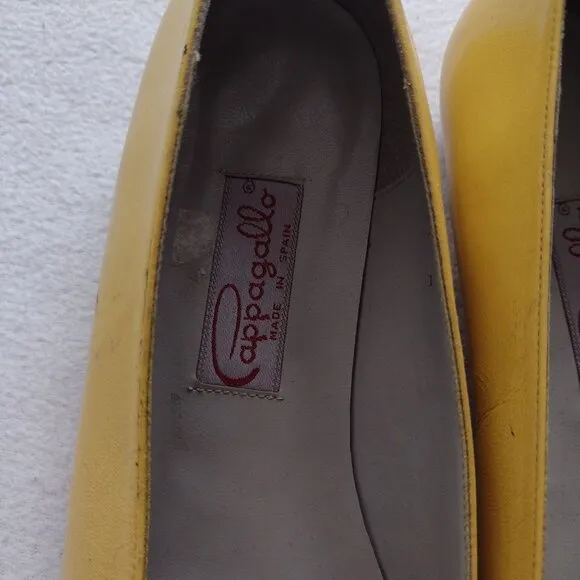 Vintage Pappagallo Yellow Leather Flats 11M  Gold Anchor Embellishment