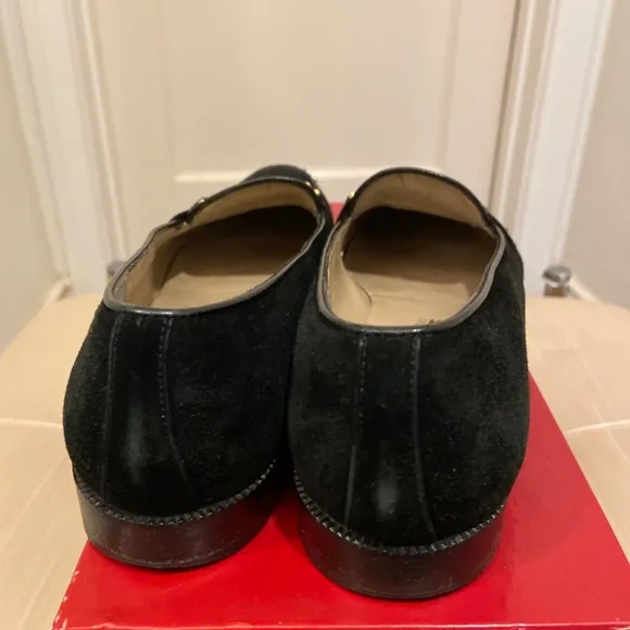 VINTAGE SALVATORE FERRAGAMO BLACK SUEDE LOAFERS 7.5 AA NARROW FLATS