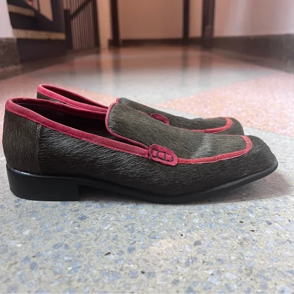 Vintage unisex pony hair and leather loafers by CRISTÓFOLI. Size 40 us sz 9.5
