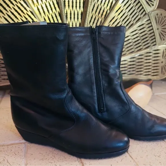 Vintage Inouk women's boots black leather inside zipper fur lined 8