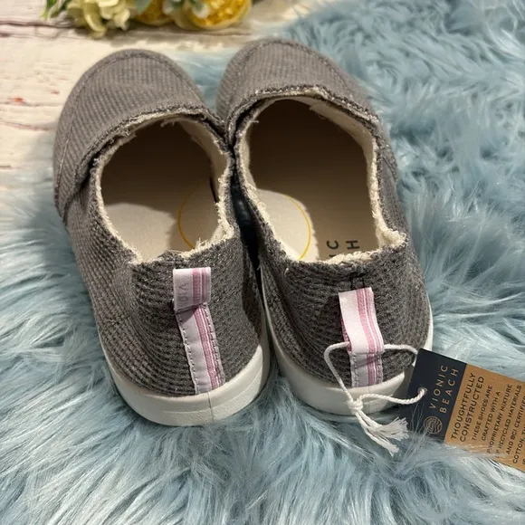 Vionic Beach Malibu Slip On Sneakers Grey Women's