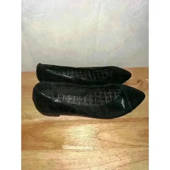 Vionic Black Snakeskin Cabello Ballet Flats Size 8