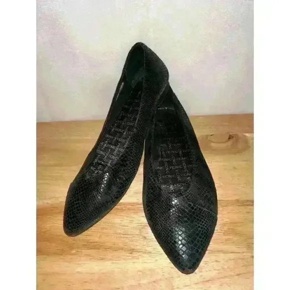 Vionic Black Snakeskin Cabello Ballet Flats Size 8