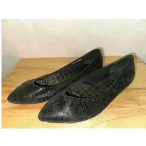 Vionic Black Snakeskin Cabello Ballet Flats Size 8
