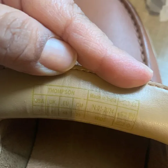 Vionic Brown Leather Loafers