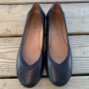 VIONIC Caroll Ballet Flats Leather Black Slip On Comfort Shoe Womens 8.5