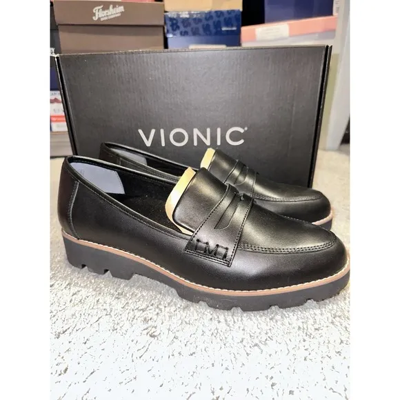 Vionic Cheryl II Black Leather Loafers Lug Arch Support Women's Size 9 W $135