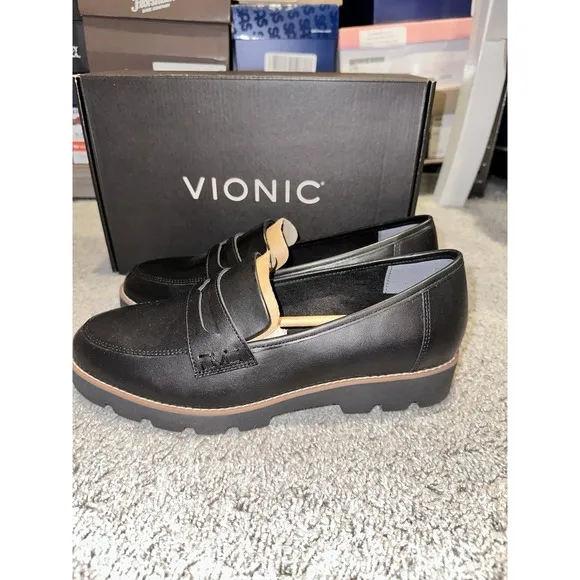 Vionic Cheryl II Black Leather Loafers Lug Arch Support Women's Size 9 W $135