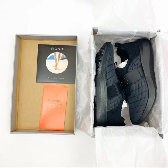 Vionic Delmar Dianne Slip On Sneakers: Black
