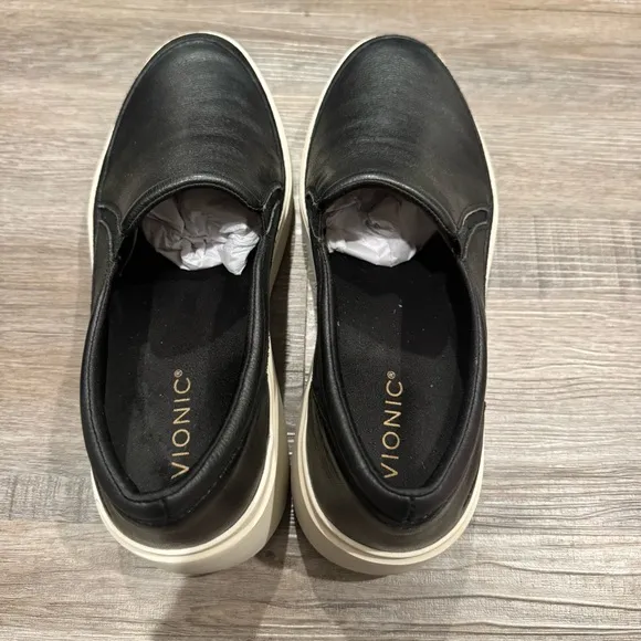 Vionic Kearny Black Smooth Leather Platform Slip On Sneaker Loafers
