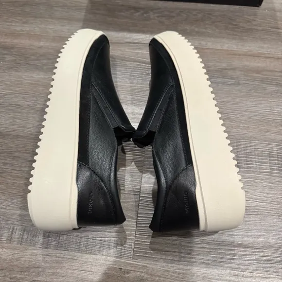 Vionic Kearny Black Smooth Leather Platform Slip On Sneaker Loafers