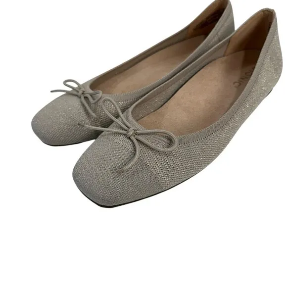 Vionic Klara Womens Beige Oatmeal Gold Knit Ballet Flats SZ 8 Bow Accent-RUN BIG