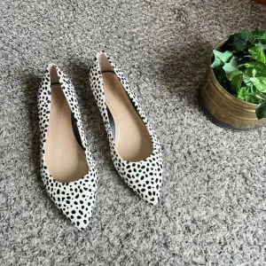 Vionic Lena Spot Flats Shoe Size 7.5 Pointed Toe Comfort Slip on Cheetah