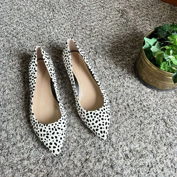Vionic Lena Spot Flats Shoe Size 7.5 Pointed Toe Comfort Slip on Cheetah
