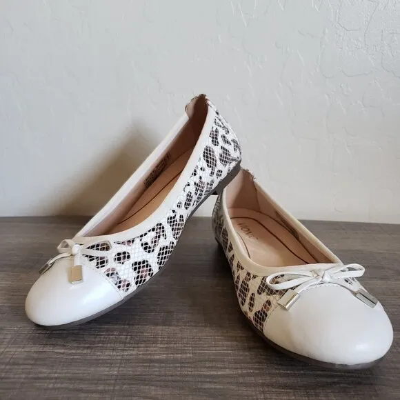 Vionic Minna Leopard Snake Print Ballet Flats Leather Shoe White Size Womens 7.5