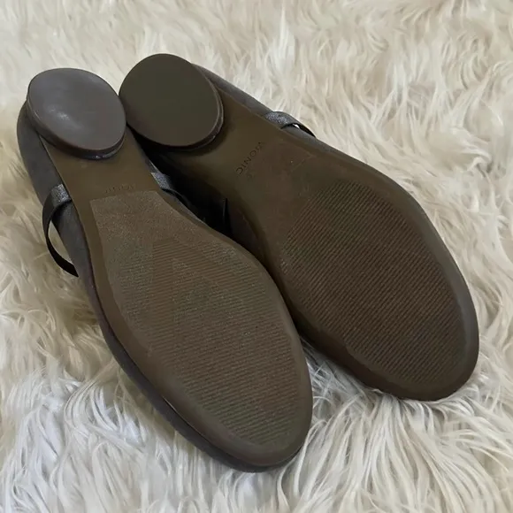 VIONIC NWT 10 Joseline Mary Jane Flats in Pewter Shimmer • Gray Shimmer Shoes