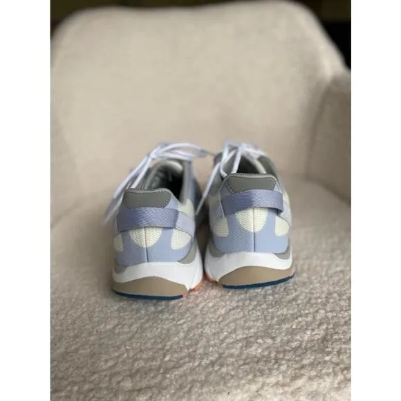 Vionic orthopedic Edin powder blue mesh sneaker women’s 7.5