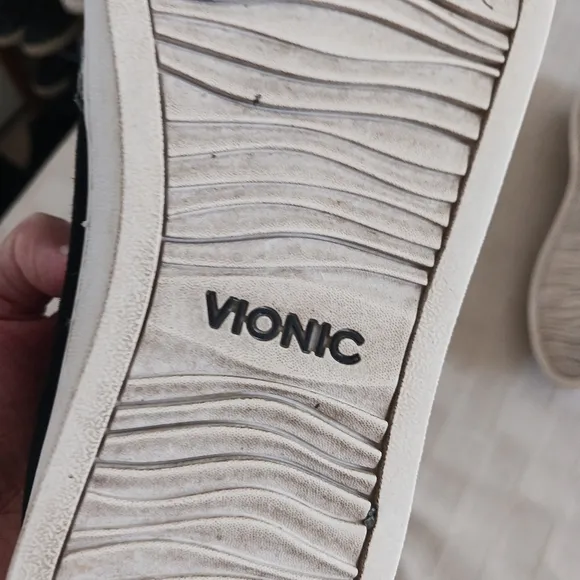 Vionic Snakeskin Splendid Slip On Sneakers