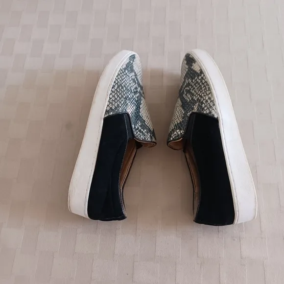 Vionic Snakeskin Splendid Slip On Sneakers