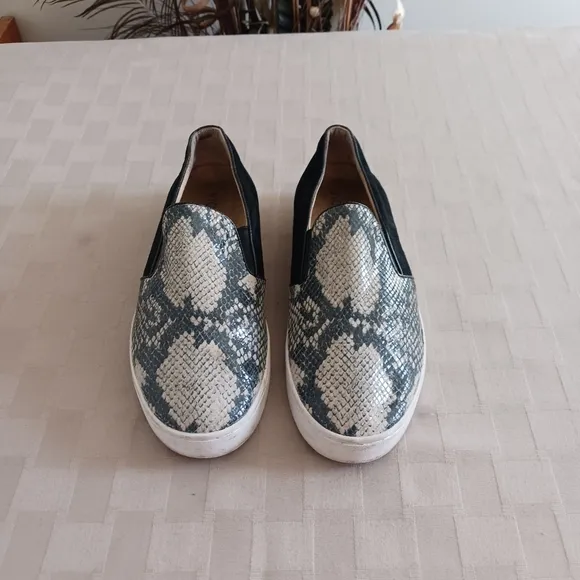 Vionic Snakeskin Splendid Slip On Sneakers