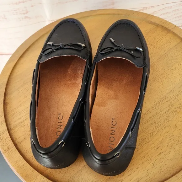 Vionic Virginia Leather Flats Loafers