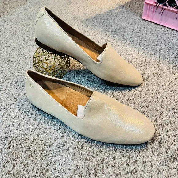 Vionic Willa II Cream Flats Metallic Gold ☀️ New ✨ Women’s Size 12