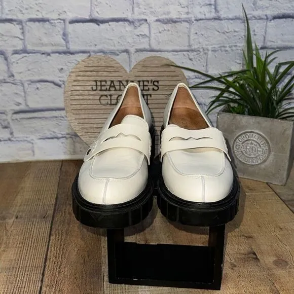 Vionic Women's Elodie Leather Lug Sole Loafers Cream Leather