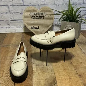 Vionic Women's Elodie Leather Lug Sole Loafers Cream Leather