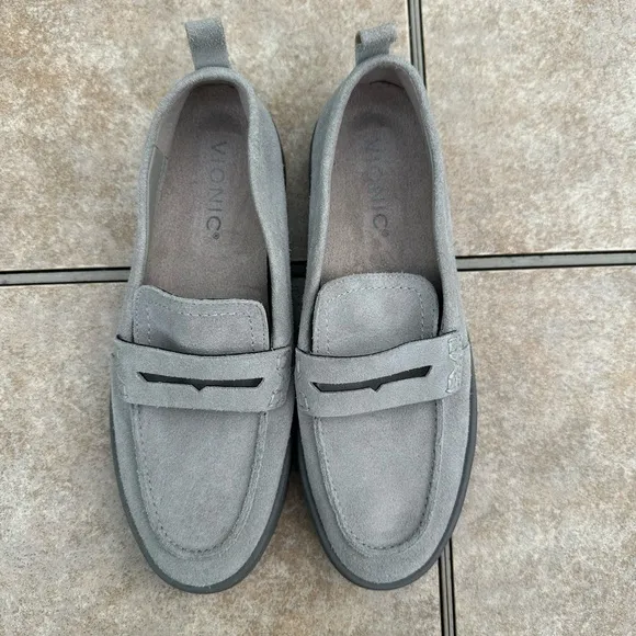 VionicUptown Loafer Flats