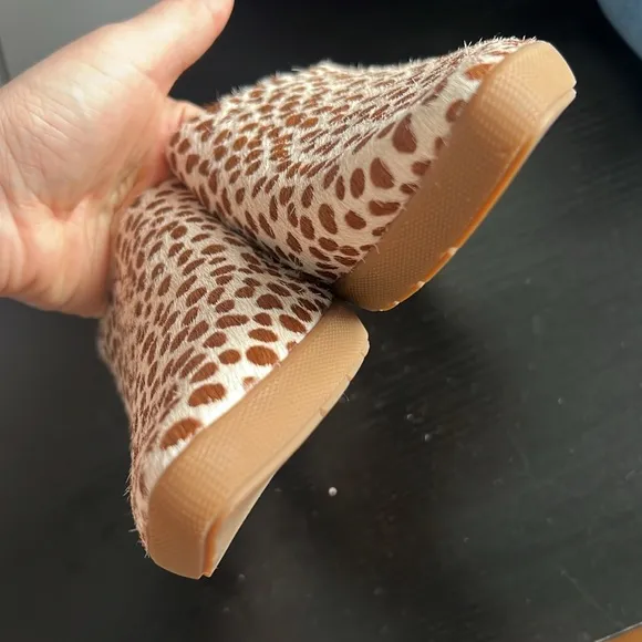 Vision Quest Babos Animal Print Hair On Cow Leather Babouche Sneakers 8.5