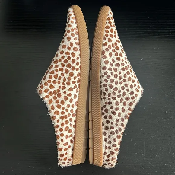 Vision Quest Babos Animal Print Hair On Cow Leather Babouche Sneakers 8.5