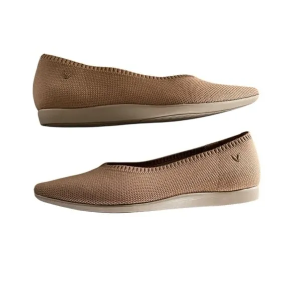 Vivaia Aria Pointed Toe Ballet Flats 40