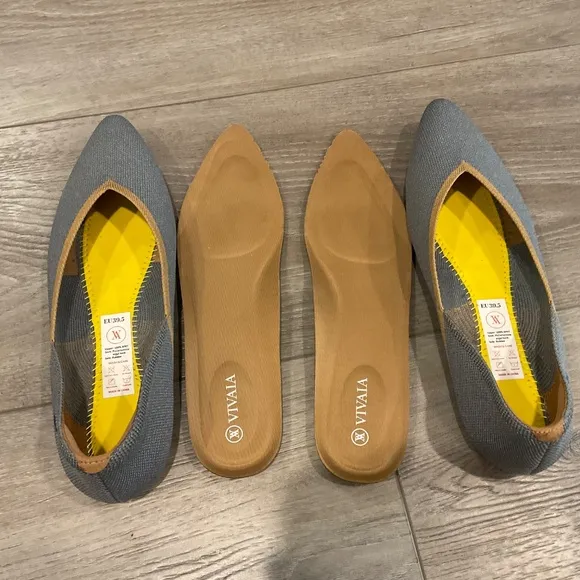 VIVAIA Vienna V Cut Pointed Toe Blue Tan Size 39.5 Like New