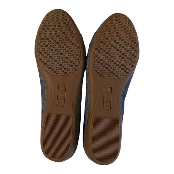 White Mountain Clara DK Denim Ballet Flat Size 9M Textured Sole &amp; Comfort Insole