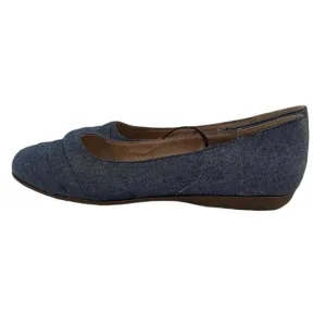 White Mountain Clara DK Denim Ballet Flat Size 9M Textured Sole &amp; Comfort Insole