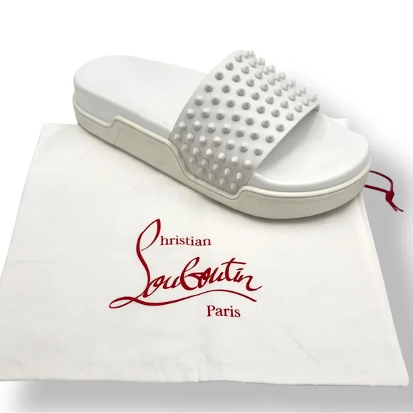 White Pool Fun Flat leather spike sandals size 42Men 9 Womans 11.5