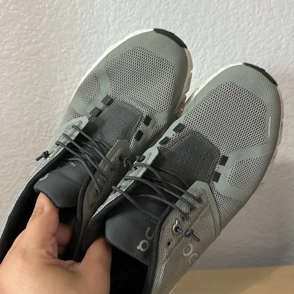 Women On Cloud running sneakers size 10